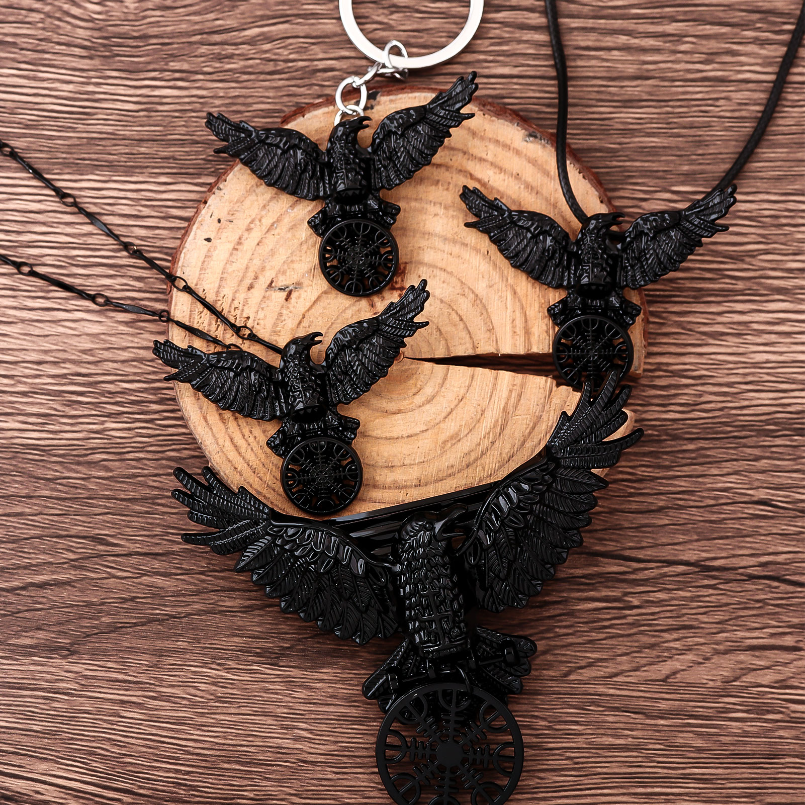 Vintage Viking Black Crow Neck - Compass Keychain Mini ulasan dan harga